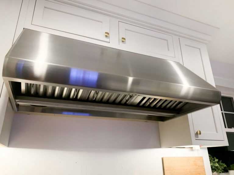 What Type of Rangehood is Right for Your Kitchen? post thumbnail image
