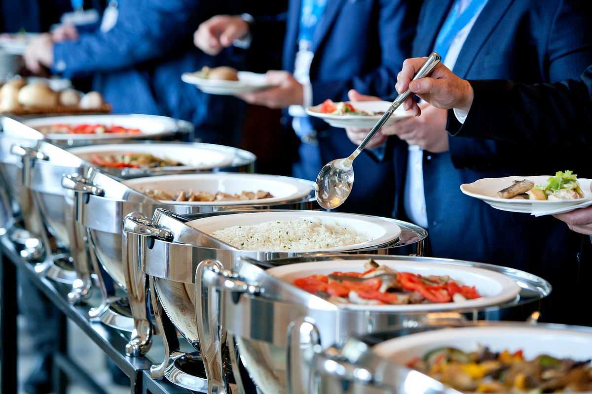 Maximizing Efficiency and Cost Effectiveness with Corporate Catering Solutions post thumbnail image
