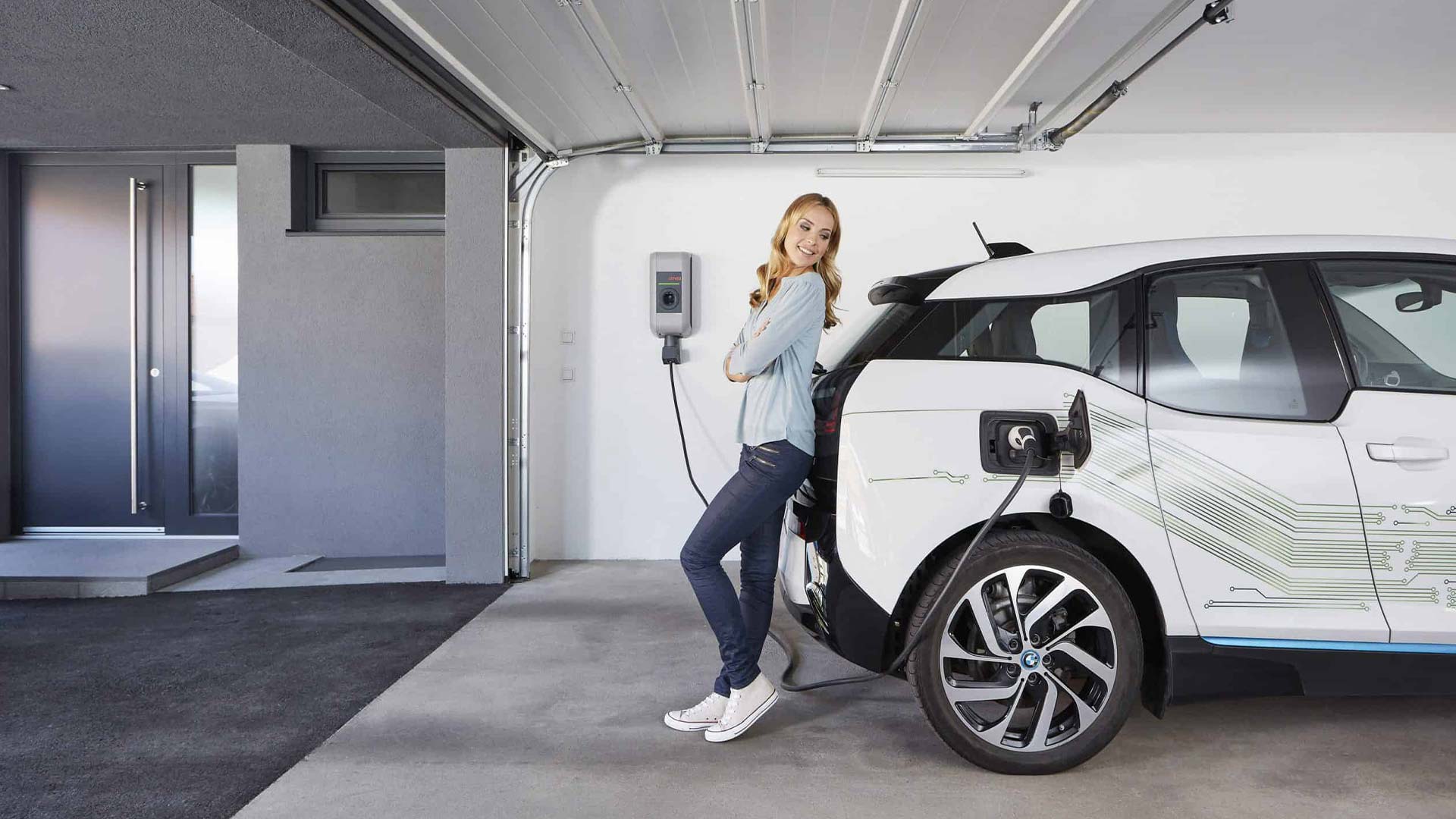 Choosing the Right EV Charging Station for Your Needs post thumbnail image