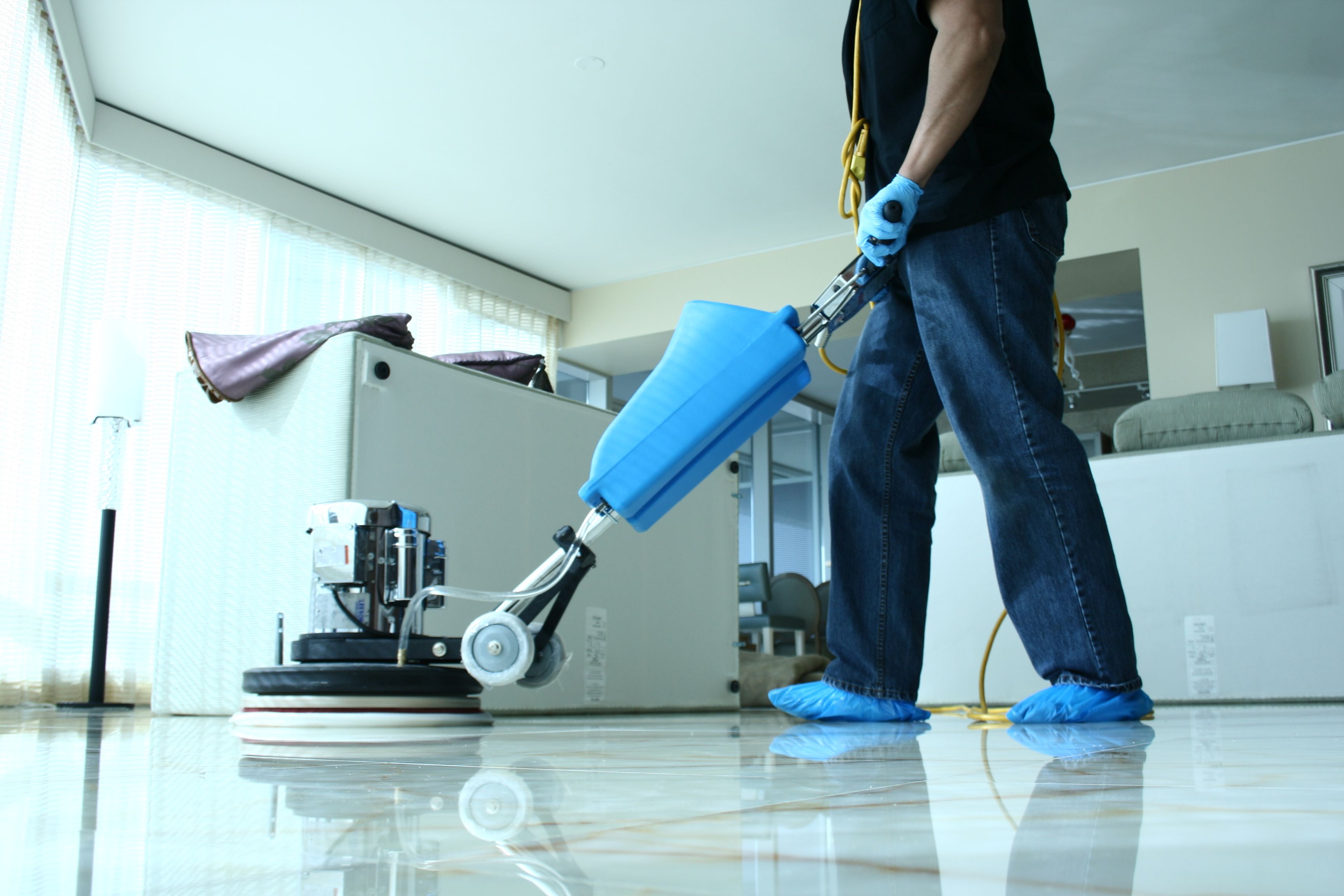 DIY vs. Professional Floor Sanding: What’s Best for Melbourne Homeowners? post thumbnail image